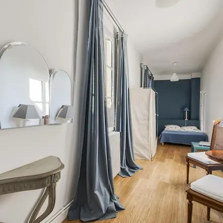 Beautiful Flat In A Character House In The Heart Of - Welkeys *